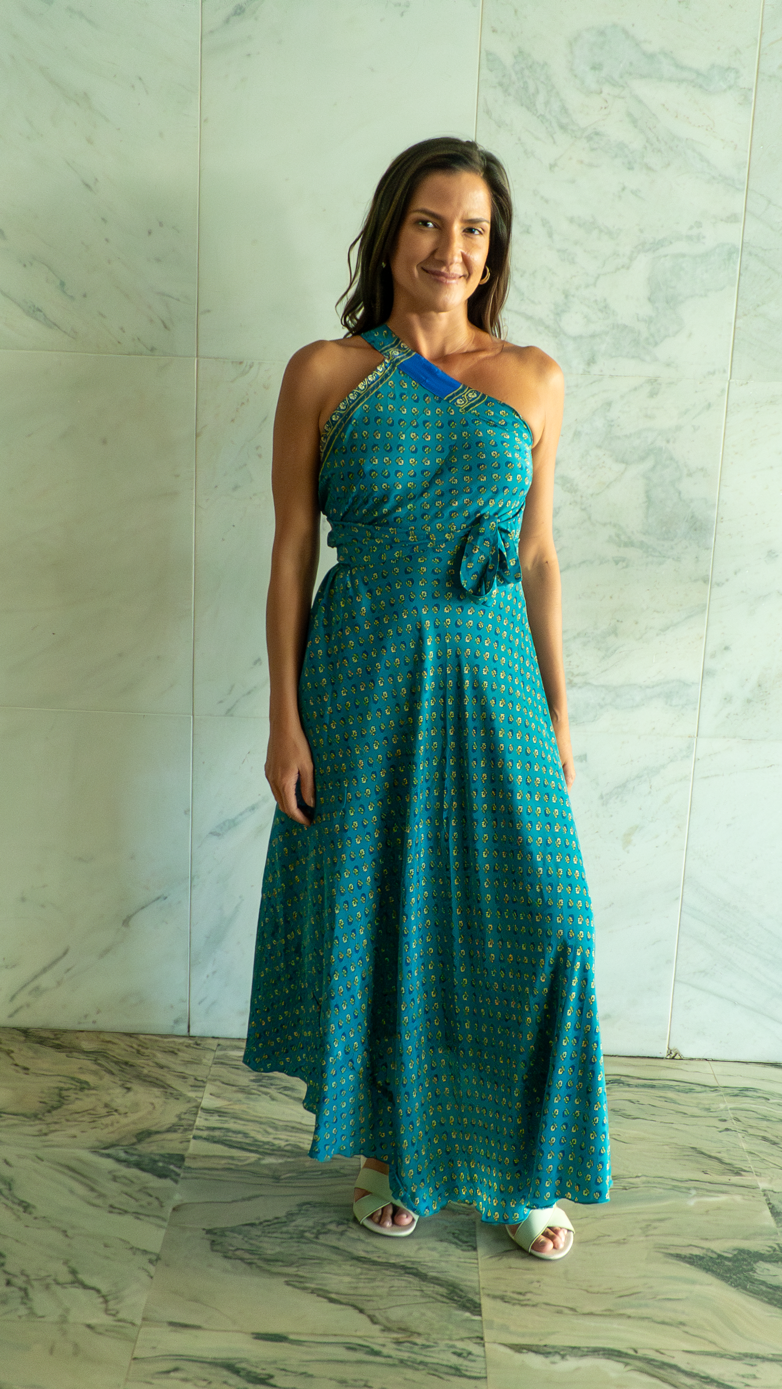 Saia Mother/ Vestido Cores do Brasil Azul Índigo com Detalhes Dourados ✨