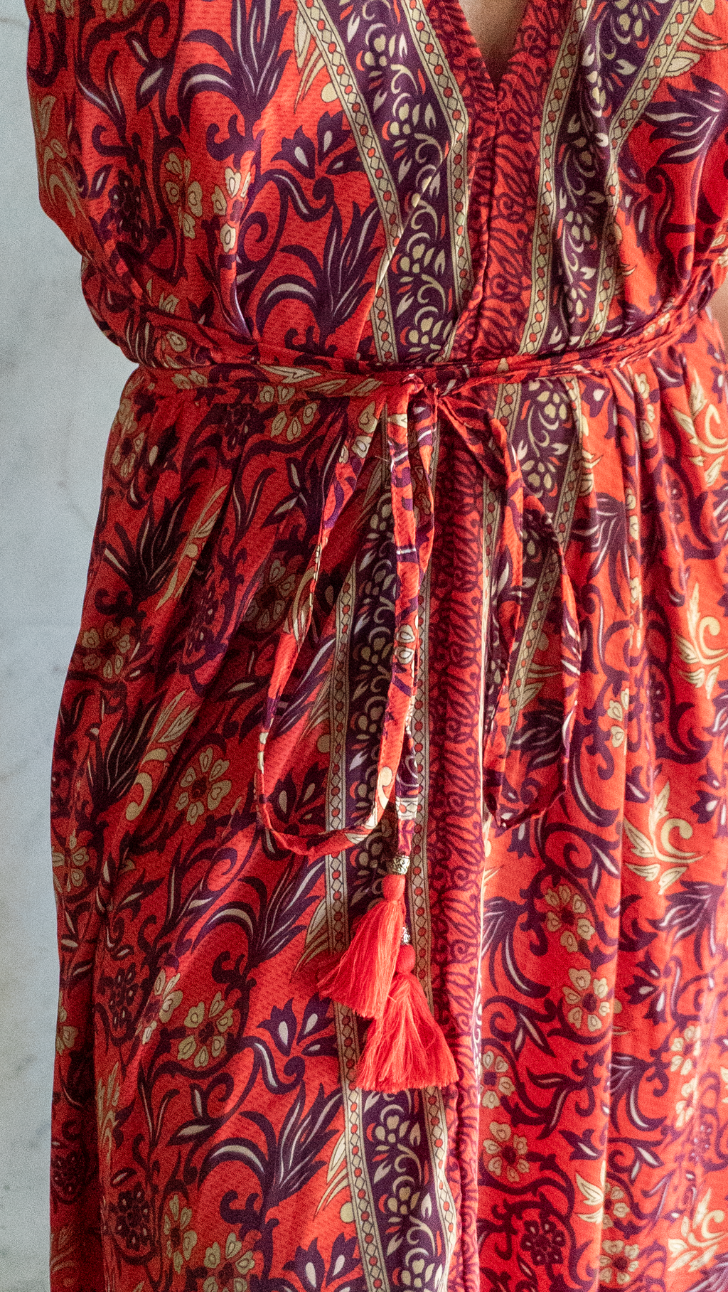 Vestido Lua vermelho magenta- ✨ Vestido Longo Estampa Rubra com Detalhes Artesanais 🐦‍🔥