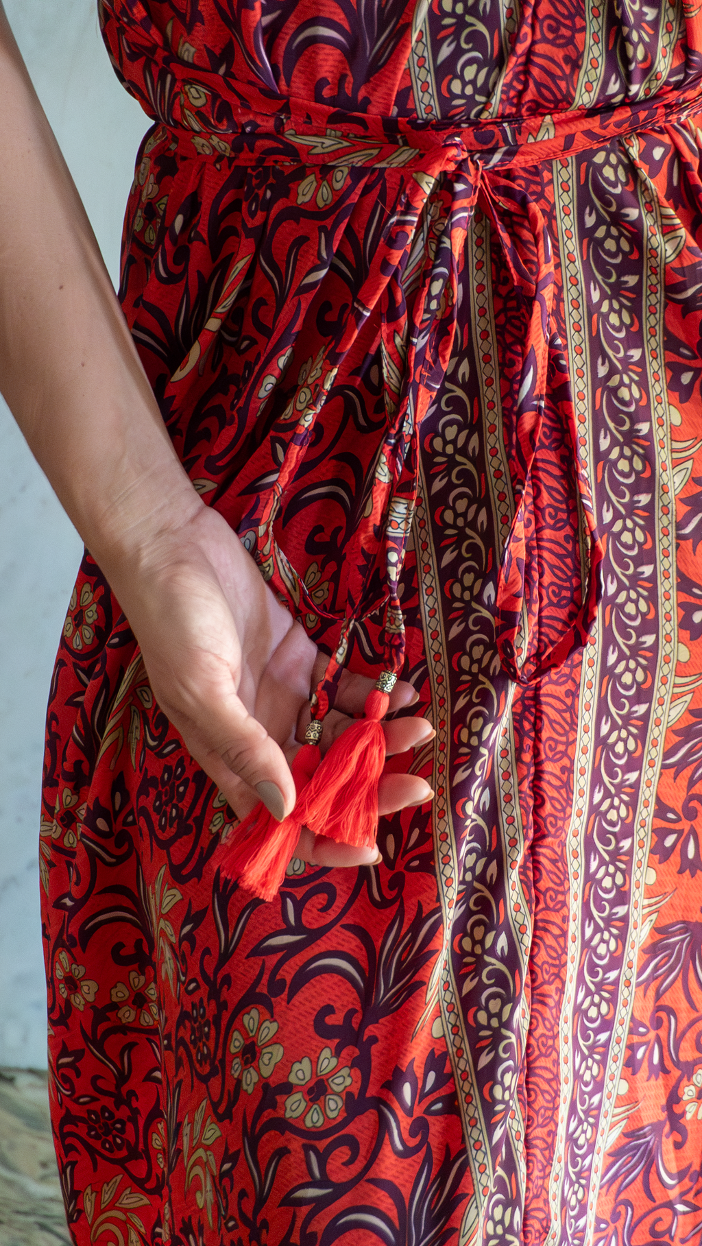 Vestido Lua vermelho magenta- ✨ Vestido Longo Estampa Rubra com Detalhes Artesanais 🐦‍🔥