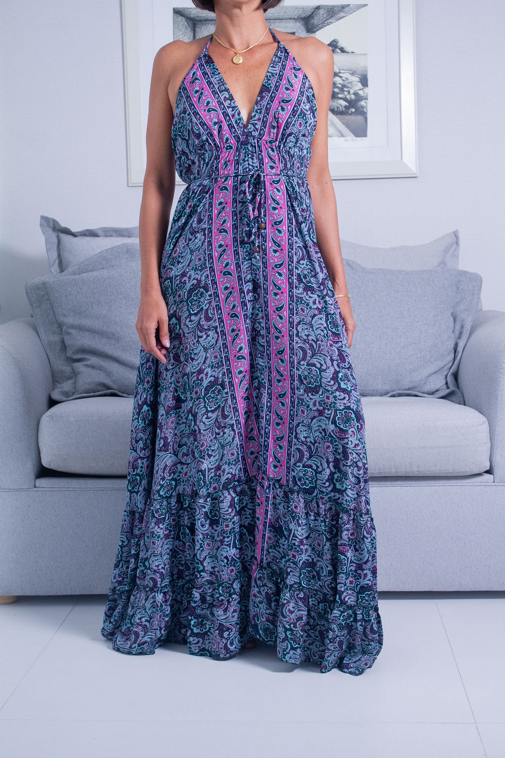 Vestido Babado Violeta Vestido Longo Frente Única Arabesco Azul & Rosa — Noite de Estrelas 💙🔮✨