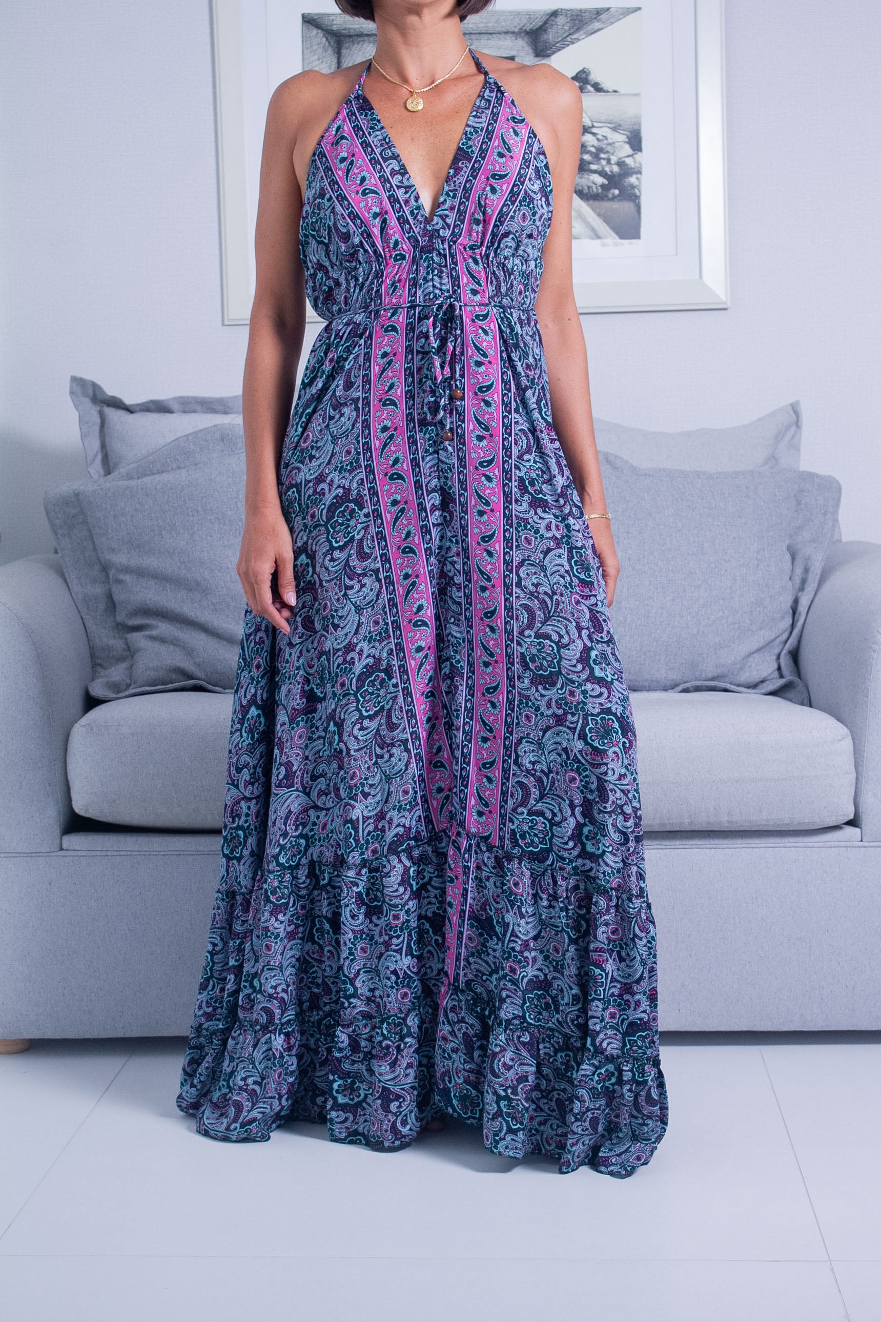 Vestido Babado Violeta Vestido Longo Frente Única Arabesco Azul & Rosa — Noite de Estrelas 💙🔮✨